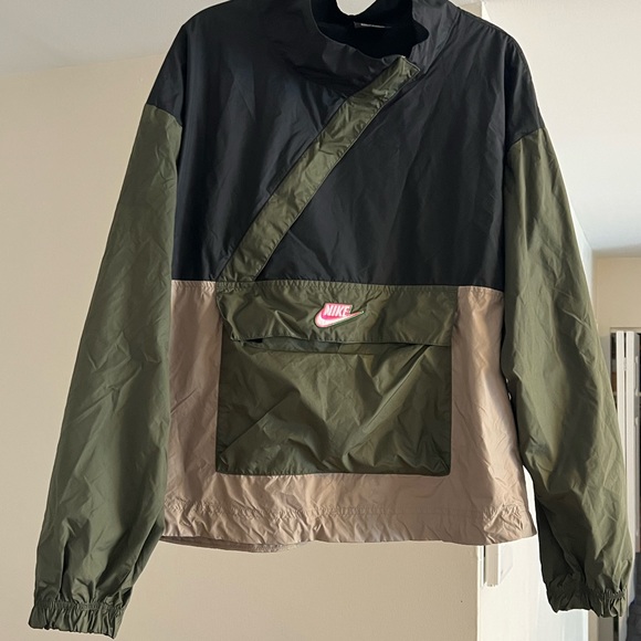 Nike Jackets & Blazers - NIKE ICON CLASH WOVEN ANORAK WIND JACKET